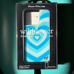 iphone 13 pro wild flower case 🩵🫐